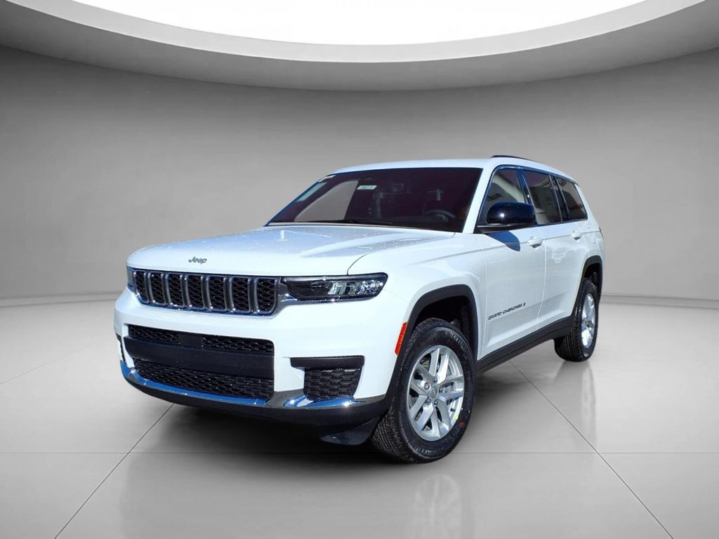 New 2026 Jeep Grand Cherokee L Altitude
