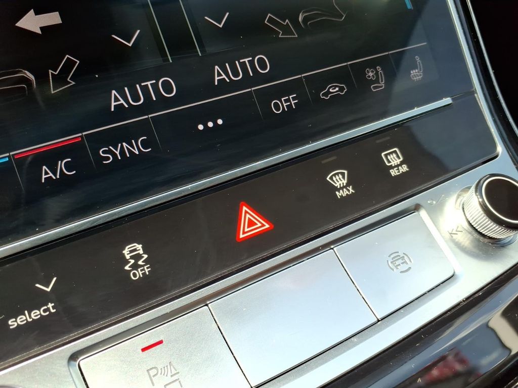 صورة 10 لـ 2022 AUDI A8 L 55 TFSI QUATTRO TIPTRONIC