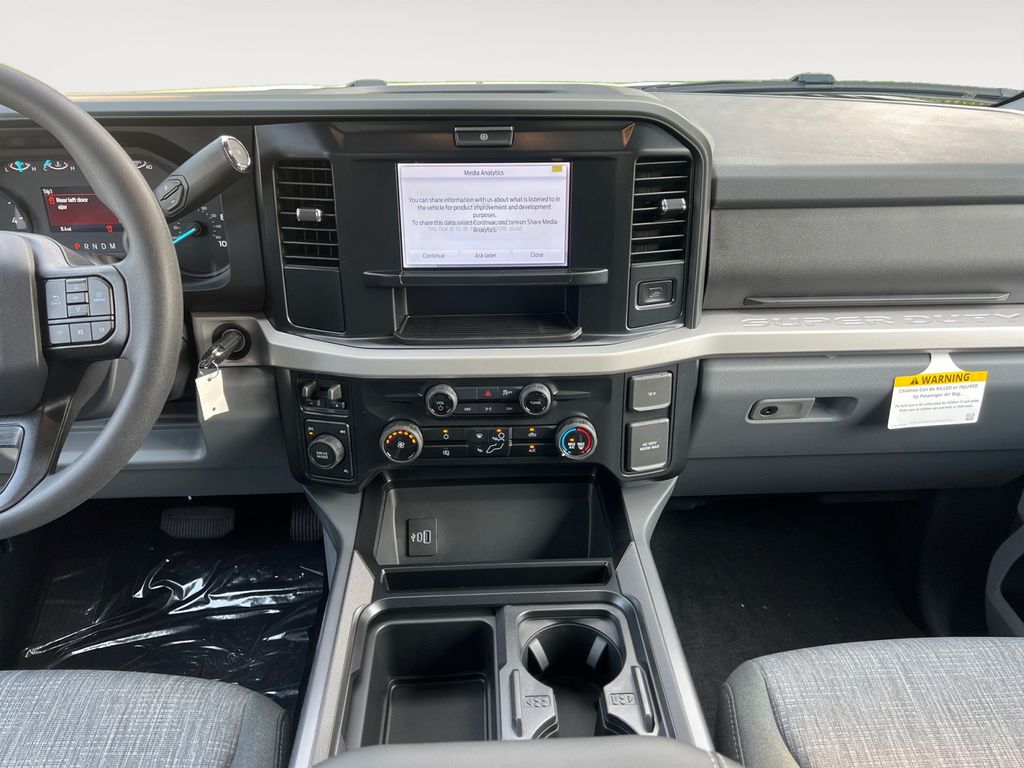صورة مصغرة 11 لـ 2026 FORD F-350 XLT