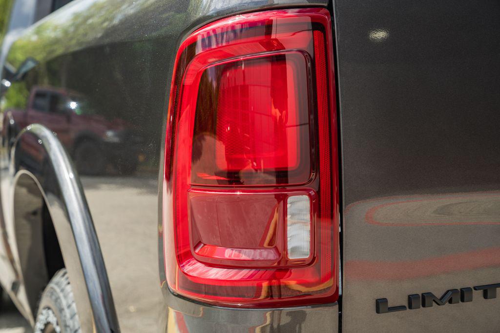 2026 RAM 2500 LIMITED CREW CAB 4X4 6'4' BOX — фото 7