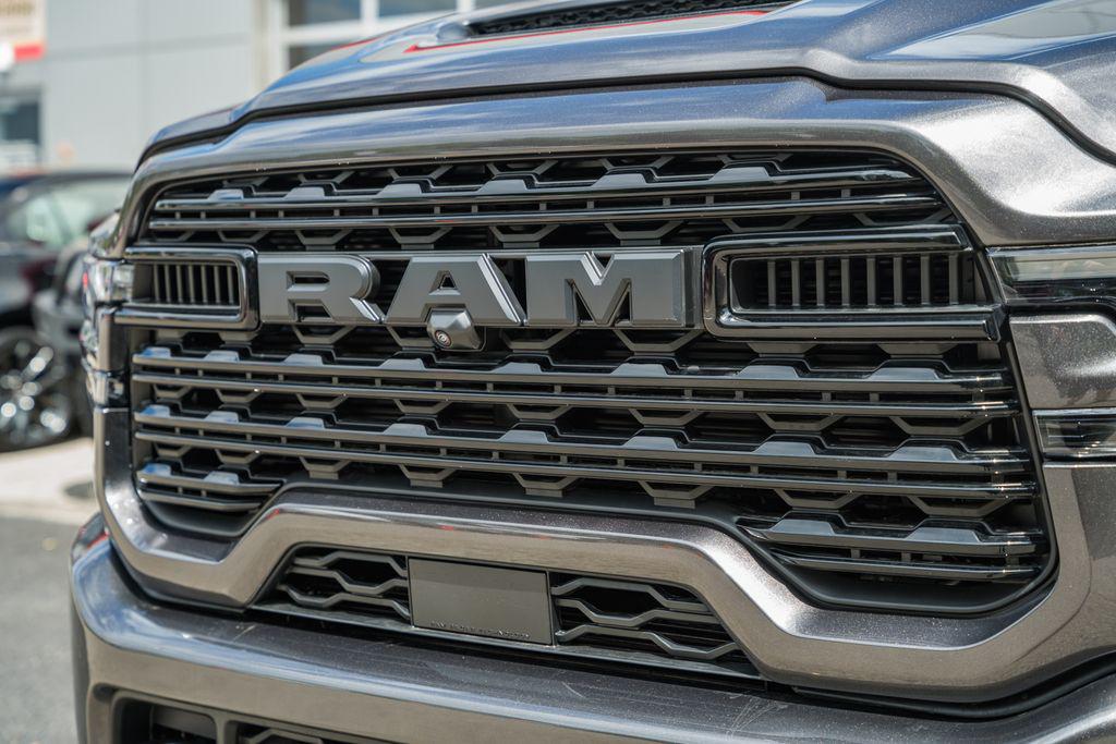 صورة 12 لـ 2026 RAM 2500 LIMITED CREW CAB 4X4 6'4' BOX