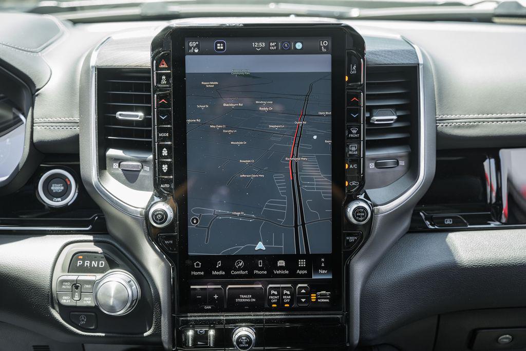 صورة مصغرة 25 لـ 2026 RAM 1500 LARAMIE