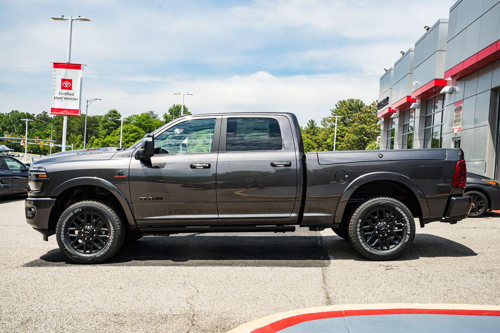 صورة 4 لـ 2026 RAM 2500 LIMITED CREW CAB 4X4 6'4' BOX
