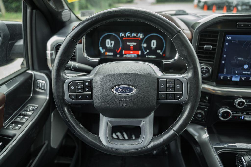 صورة مصغرة 40 لـ 2023 FORD F-150 LARIAT
