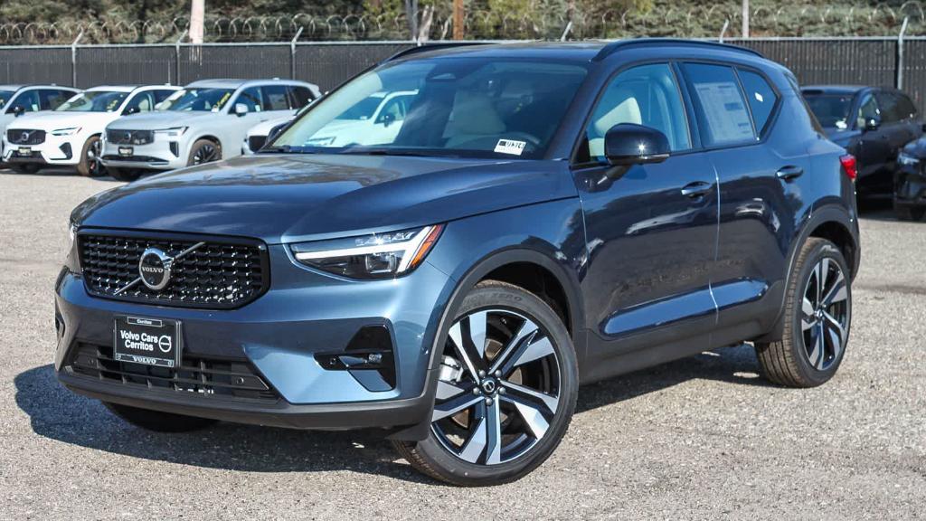 New 2026 Volvo XC40 B5 Ultra