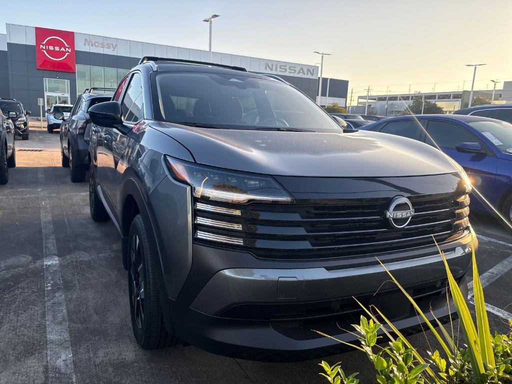 New 2026 Nissan Kicks SV