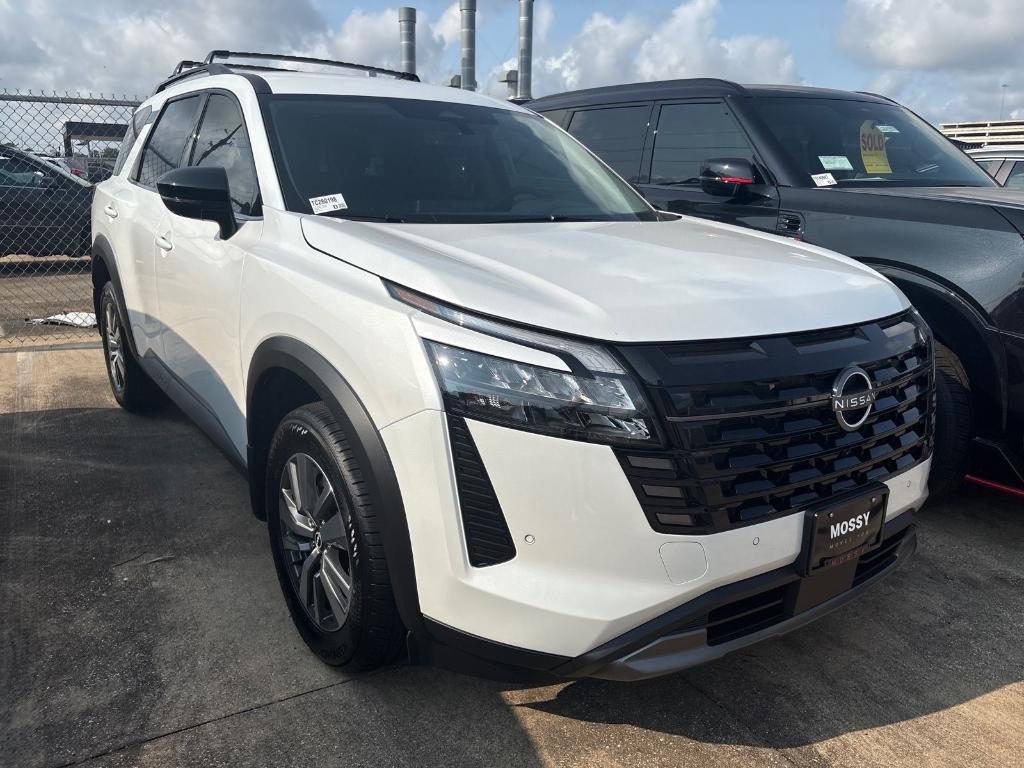 New 2026 Nissan Pathfinder SL