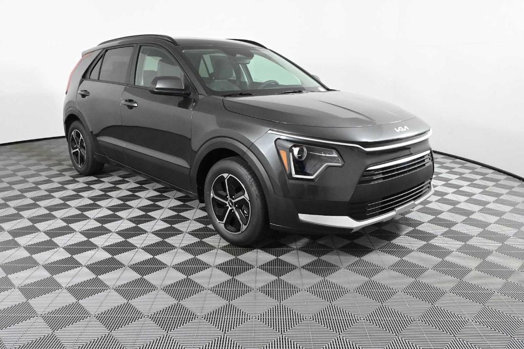 New 2026 Kia Niro LX