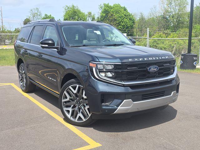 New 2026 Ford Expedition Platinum