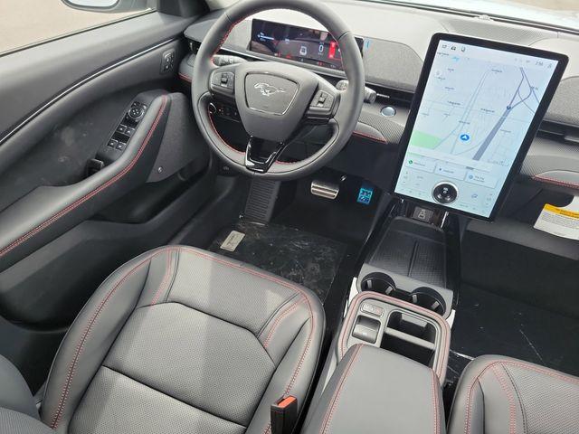 صورة مصغرة 30 لـ 2026 FORD MUSTANG MACH-E PREMIUM