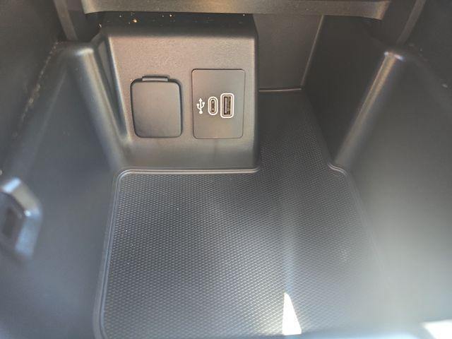 2025 FORD EXPLORER ACTIVE 缩略图 23