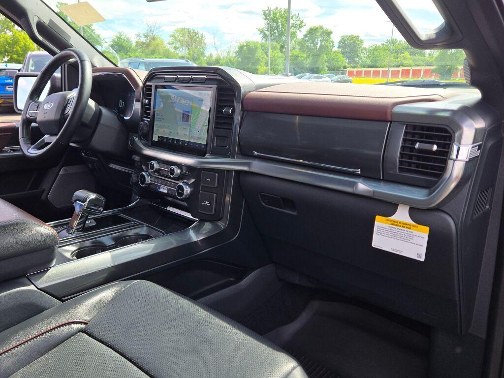 صورة 7 لـ 2023 FORD F-150 LARIAT