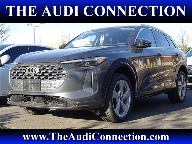 New 2025 Audi Q5 Premium Plus