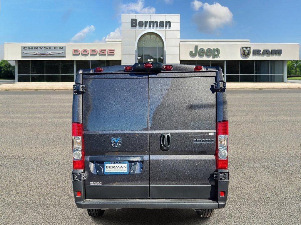 صورة مصغرة 7 لـ 2026 RAM PROMASTER 1500 LOW ROOF