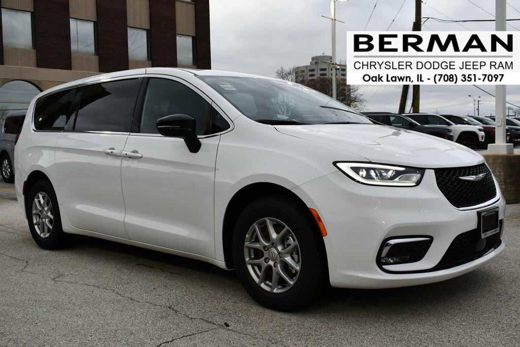 New 2026 Chrysler Pacifica L