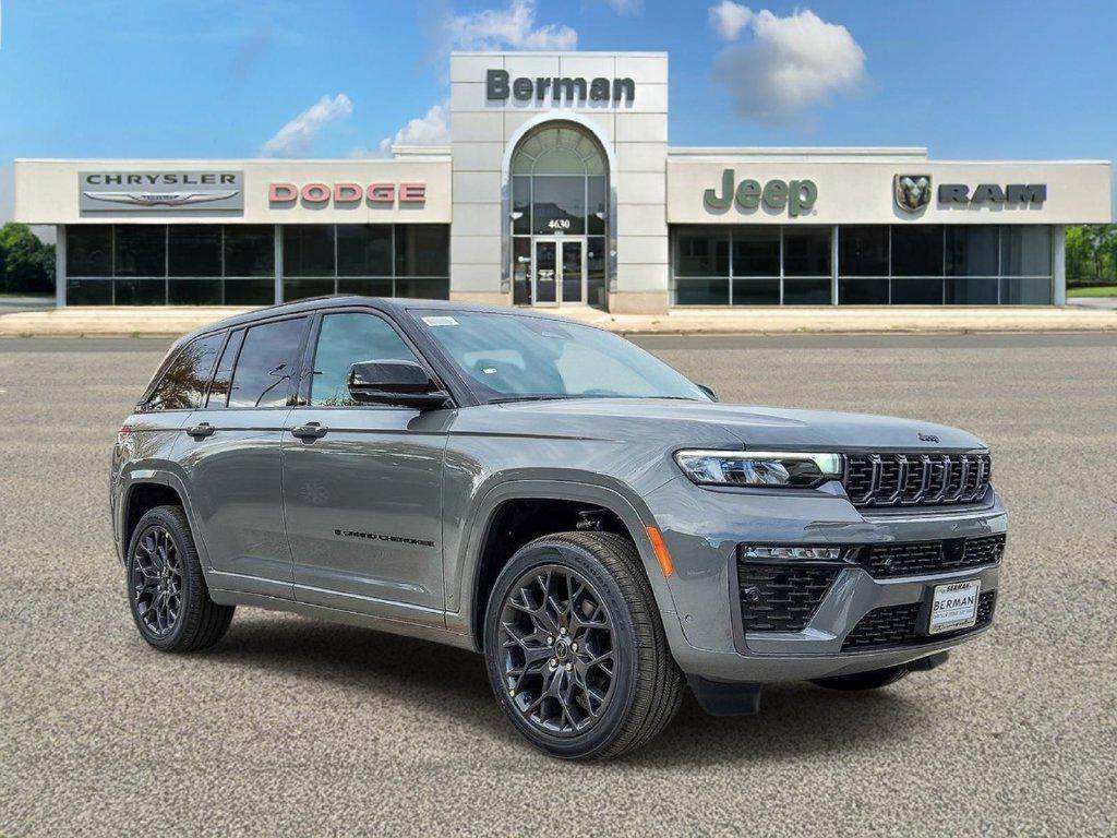 New 2027 Jeep Grand Cherokee Summit