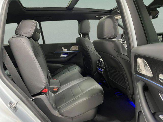 MERCEDES-BENZ GLS - 10