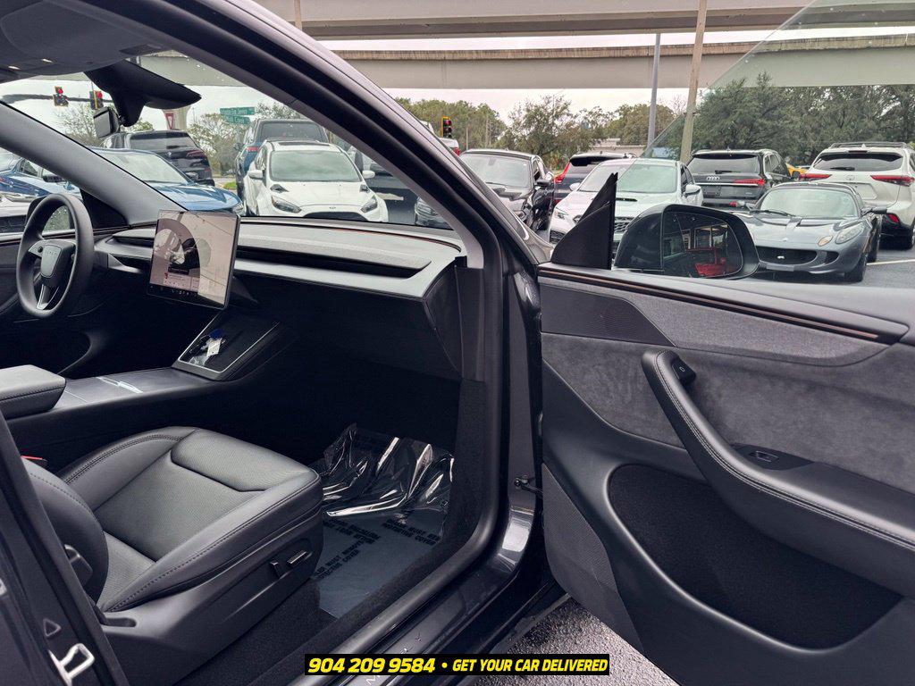 صورة مصغرة 34 لـ 2026 Tesla MODEL Y PREMIUM REAR-WHEEL DRIVE