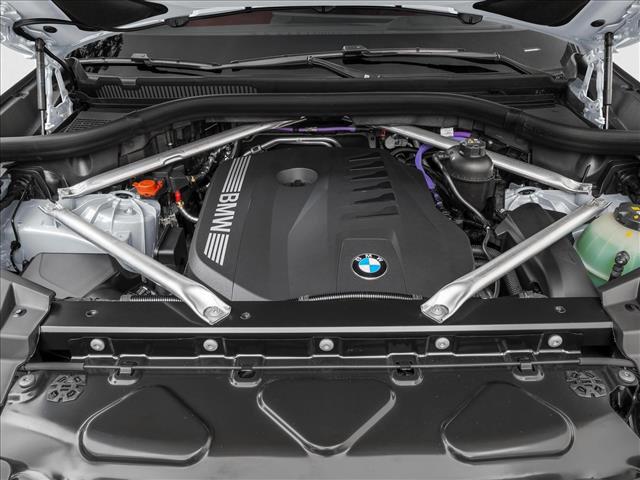 صورة 8 لـ 2027 BMW X6 M60I