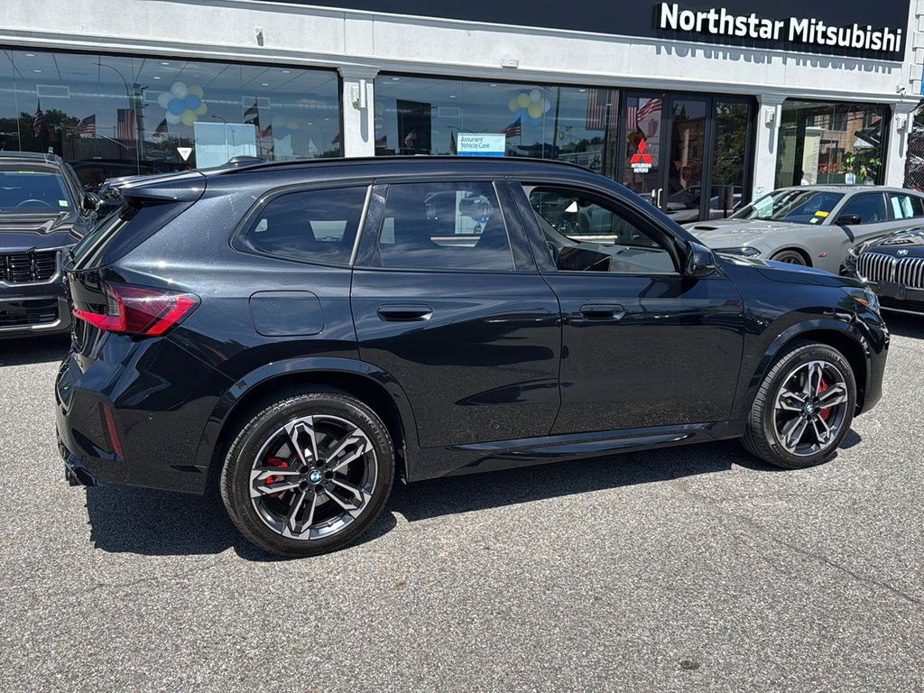 2026 BMW X1 M35I — фото 9