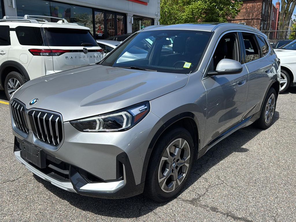 BMW X1 - 1