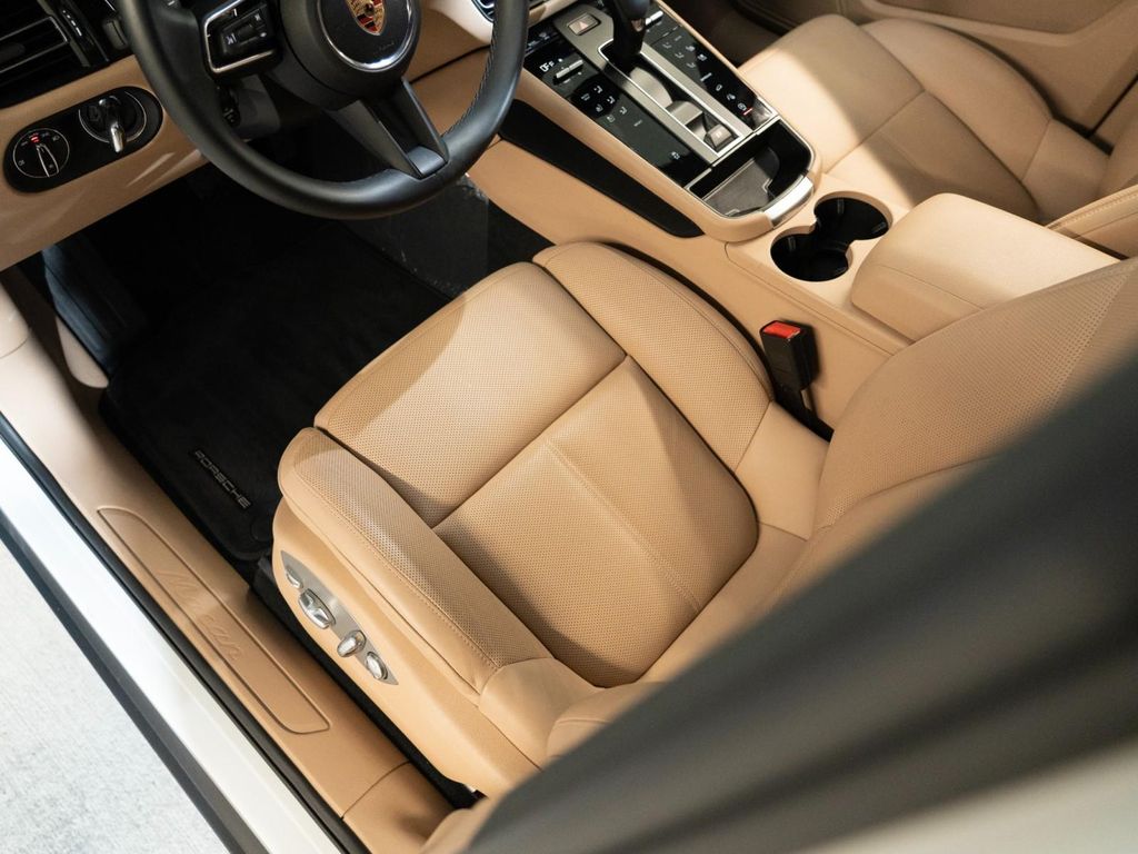 2026 Porsche MACAN — миниатюра 14