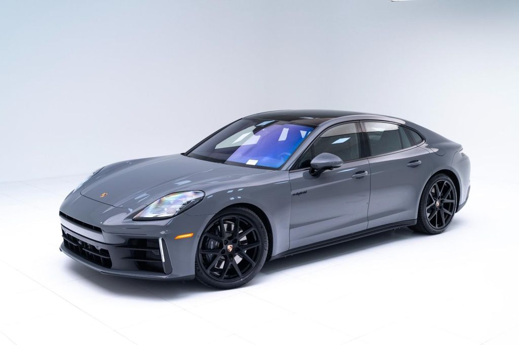 New 2026 Porsche Panamera 4