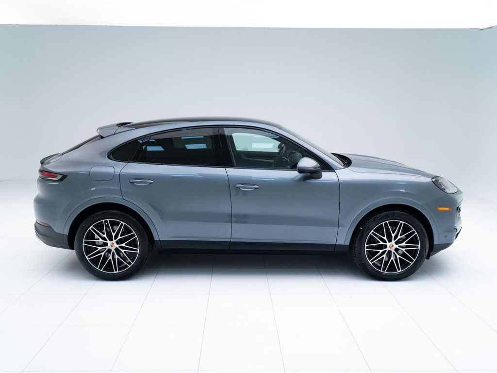 PORSCHE CAYENNE - 8