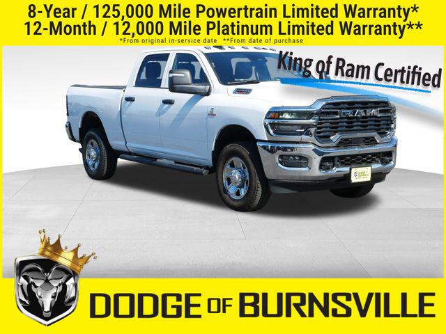صورة 1 لـ 2025 RAM 2500 TRADESMAN CREW CAB 4X4 6'4' BOX