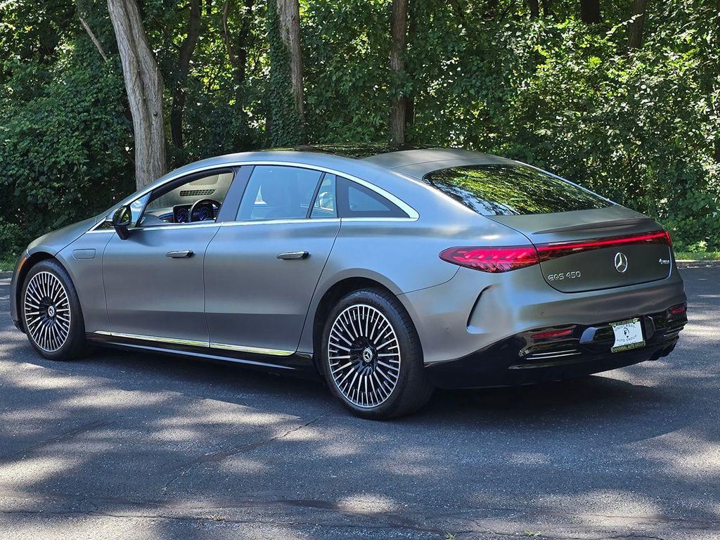 صورة 4 لـ 2023 Mercedes-BENZ EQS