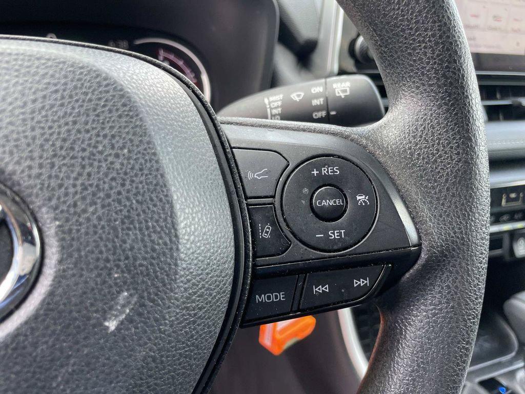 2024 Toyota RAV4 LE 缩略图 21