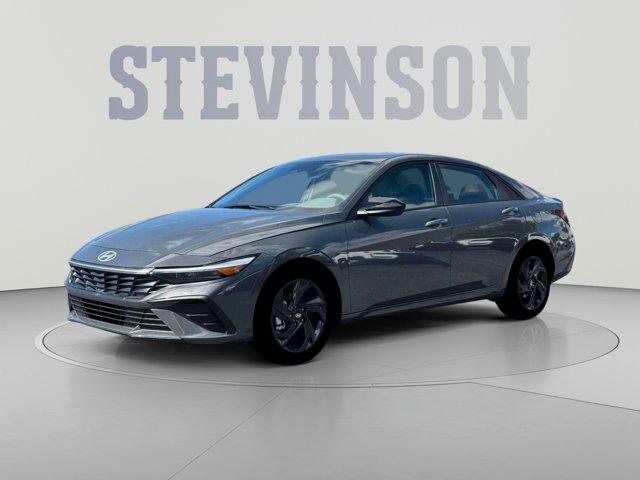 New 2026 Hyundai ELANTRA SEL Sport