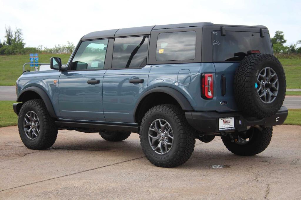 FORD BRONCO - 9