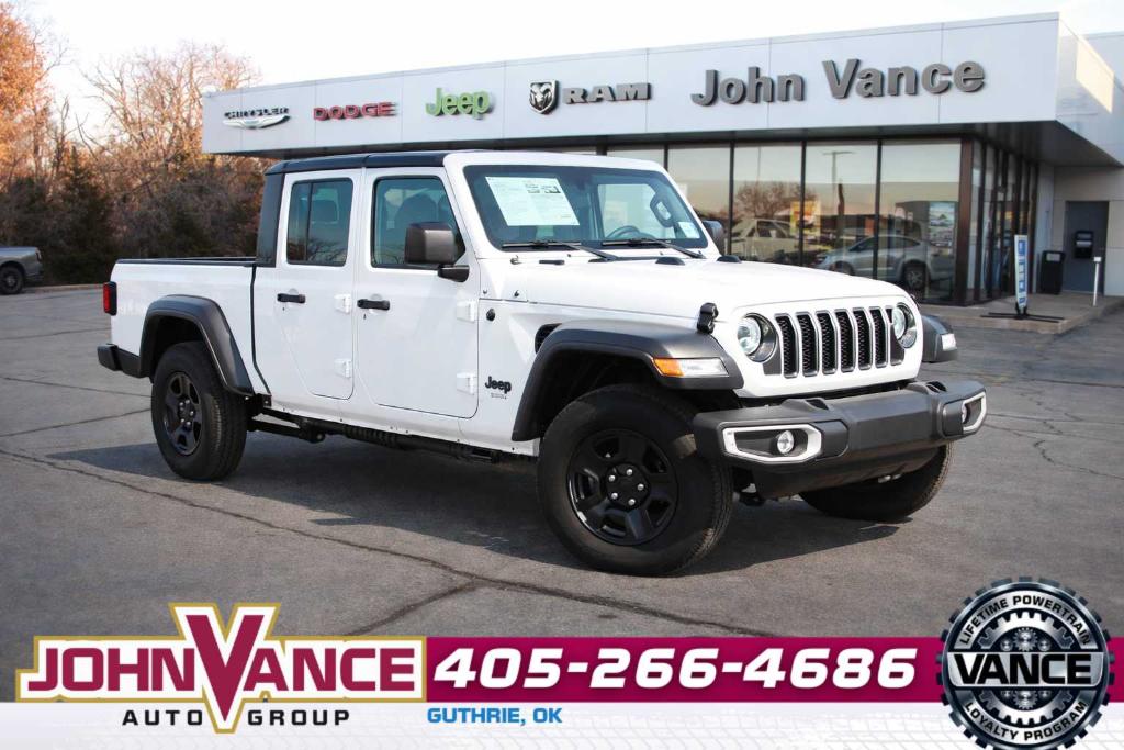 New 2026 Jeep Gladiator Sport