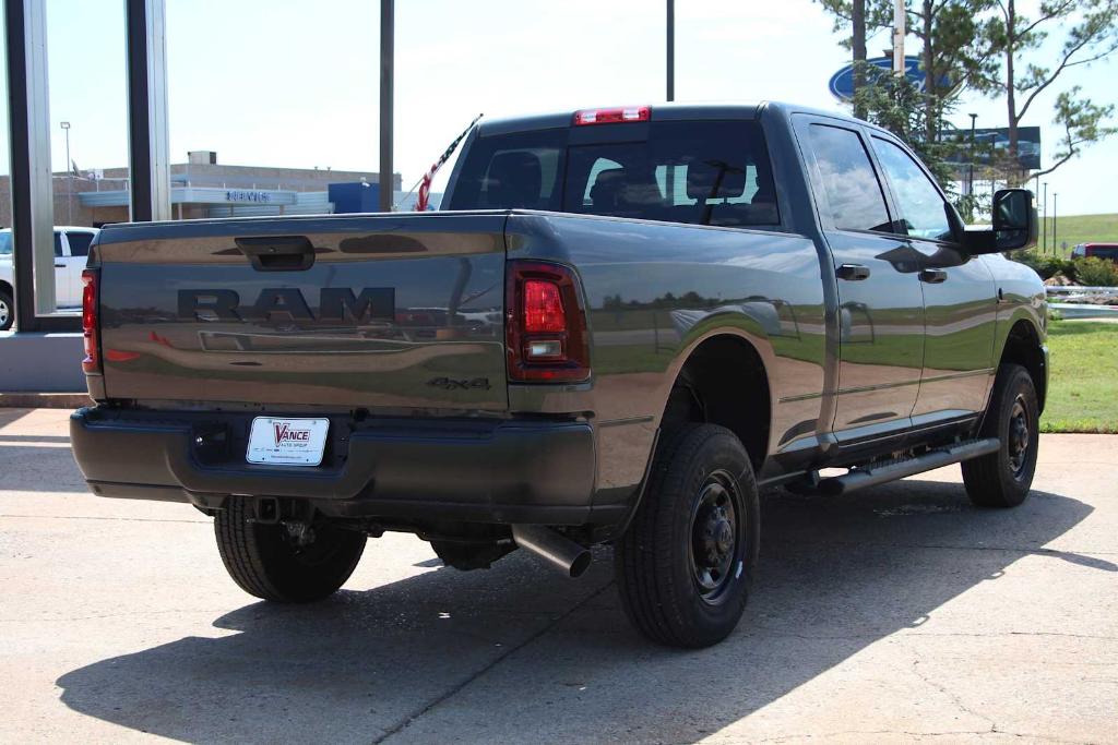 صورة مصغرة 15 لـ 2026 RAM 2500 TRADESMAN