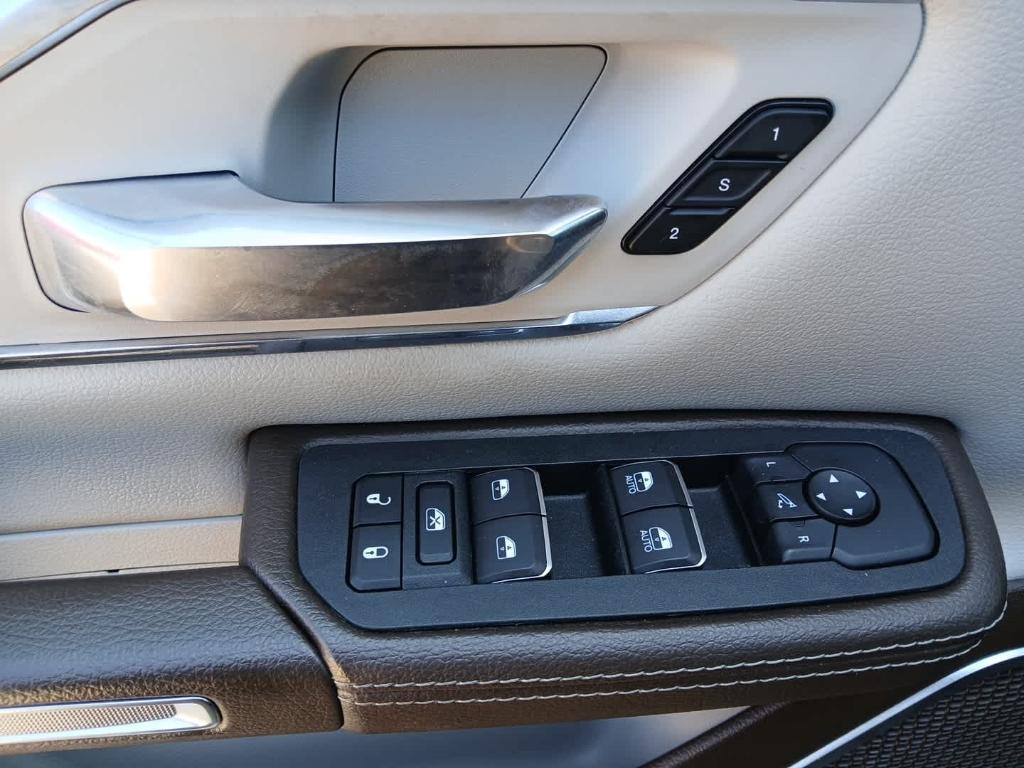 2025 RAM 1500 LARAMIE — миниатюра 17