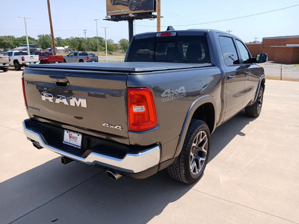 صورة 10 لـ 2025 RAM 1500 LARAMIE