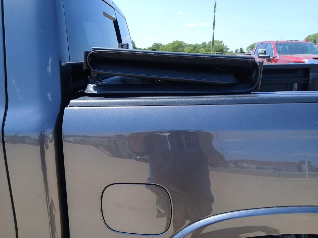 صورة 8 لـ 2025 RAM 1500 LARAMIE