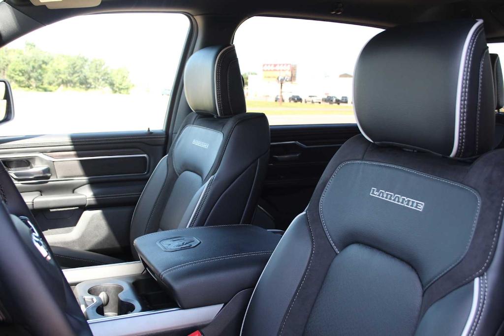 2025 RAM 1500 LARAMIE 缩略图 27