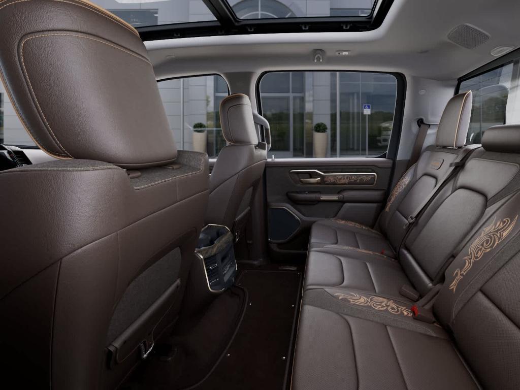 صورة مصغرة 27 لـ 2026 RAM 1500 LIMITED