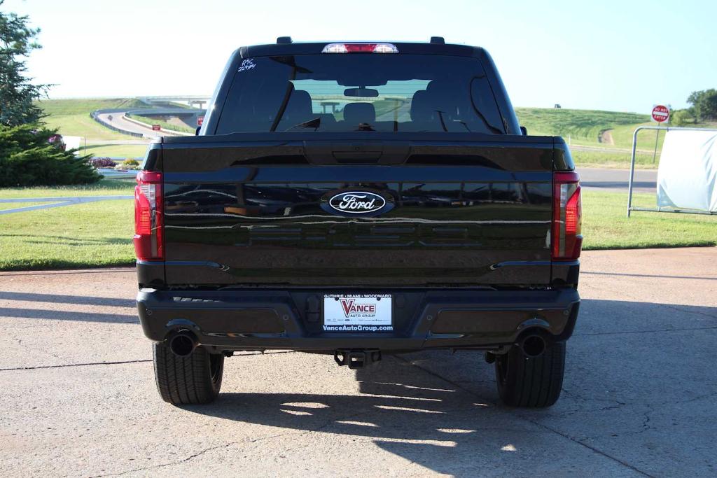 صورة 9 لـ 2026 FORD F-150 STX