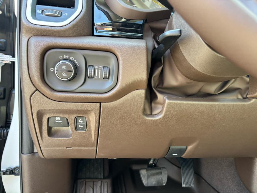 2026 RAM 1500 LARAMIE — миниатюра 29