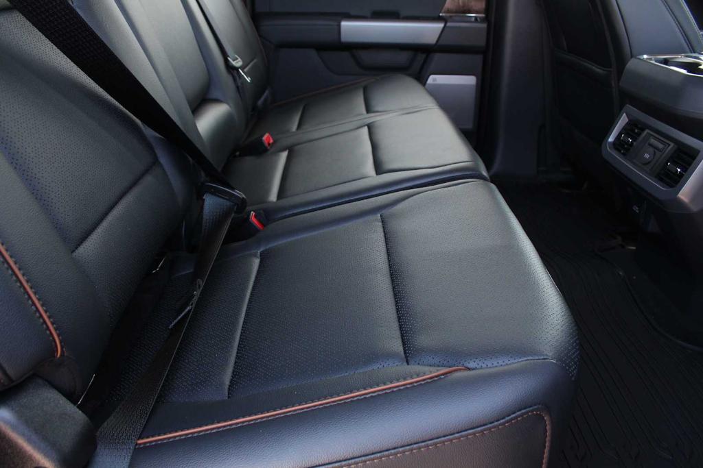 2026 FORD F-250 LARIAT 缩略图 24