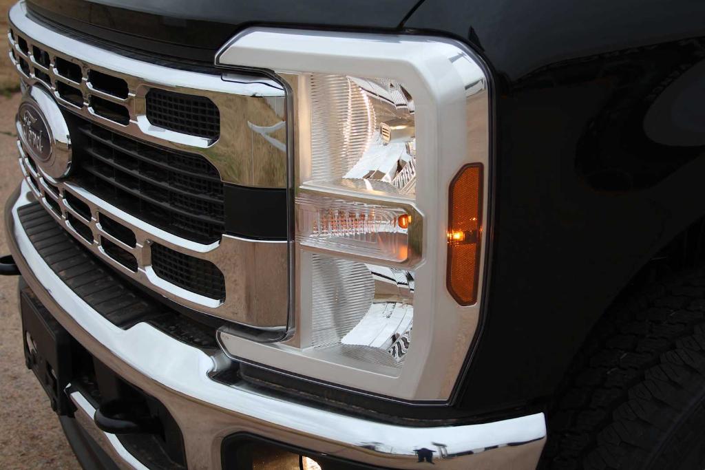 صورة 9 لـ 2026 FORD F-250 XLT