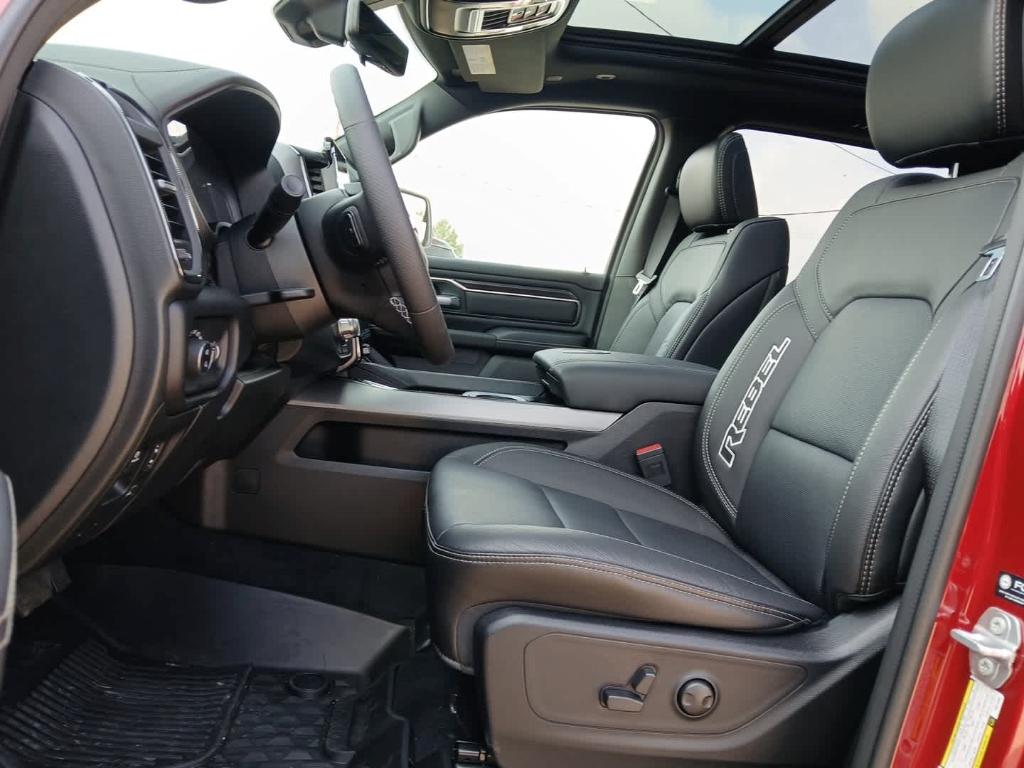 صورة مصغرة 22 لـ 2026 RAM 1500 REBEL