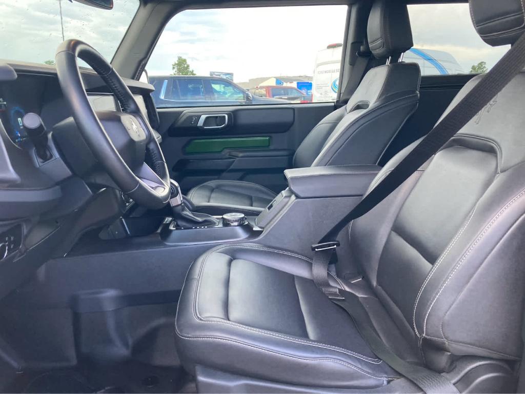 2025 FORD BRONCO BADLANDS photo 4