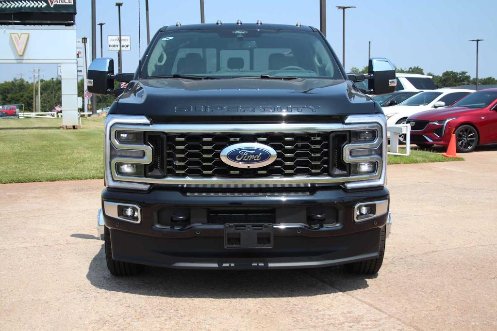 صورة 3 لـ 2026 FORD F-350 PLATINUM