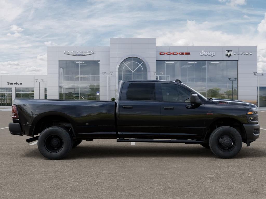 صورة مصغرة 22 لـ 2026 RAM 3500 TRADESMAN