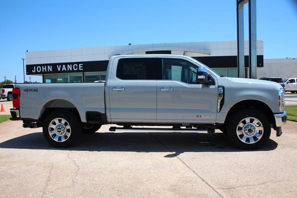 2026 FORD F-250 LARIAT — миниатюра 17