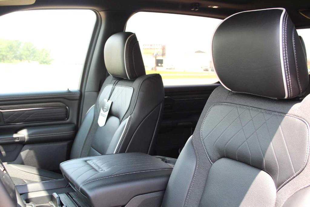 2026 RAM 1500 LIMITED — миниатюра 30